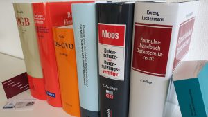 Hilfe für Datenschutzbeauftragte (intern/extern) - Datenschutzrecht & Internetrecht Köln, Rechtsanwalt für Datenschutzrecht, externer Datenschutzbeauftragter (TÜV) & Datenschutzauditor (TÜV) Unterstützung für Datenschutzbeauftragte (intern / extern) & Unternehmen in konkreten Fragen zum Datenschutz.
